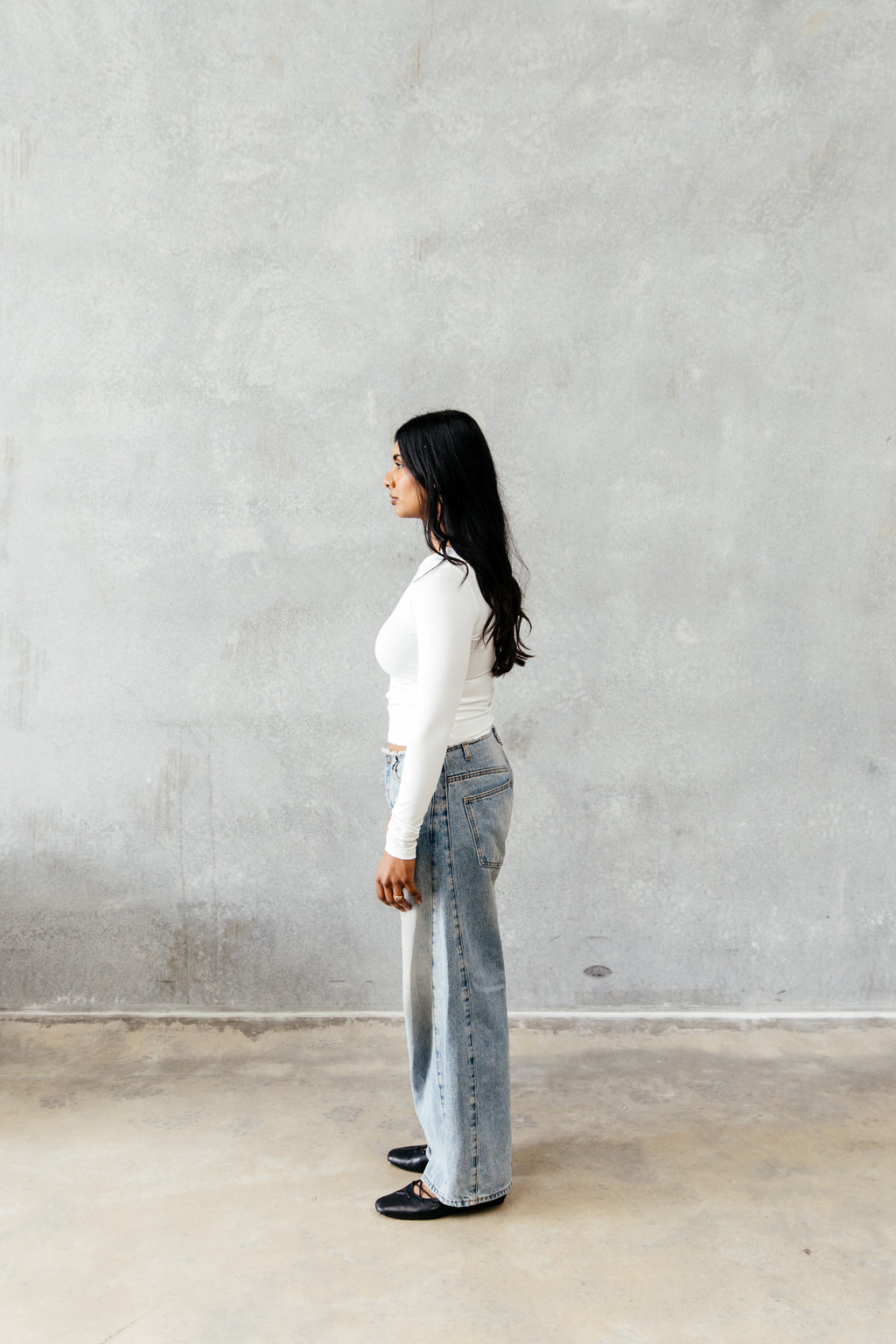 01 LONG SLEEVE OFF-WHITE