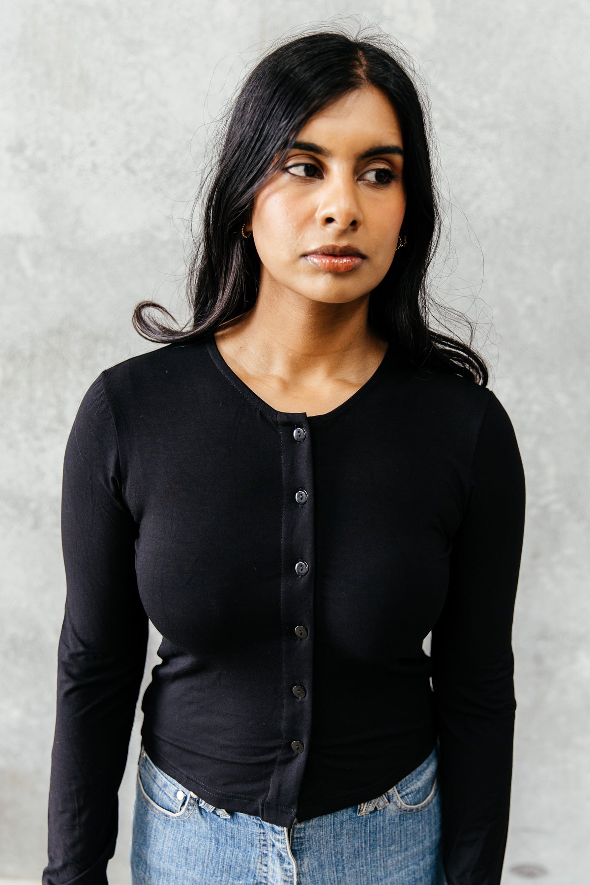 01 CARDIGAN BLACK