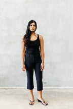01 TANK BLACK