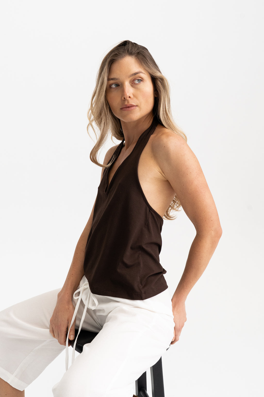 01 VNECK
