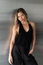 01 VNECK